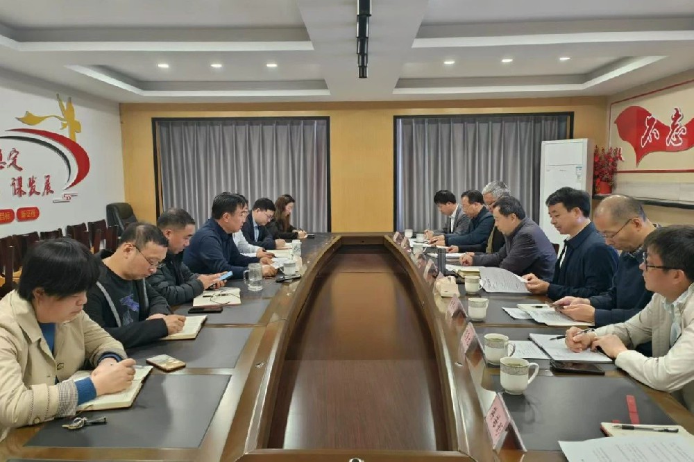 扬州产发集团党委书记、董事长杨群一行赴亲亲集团开展调研